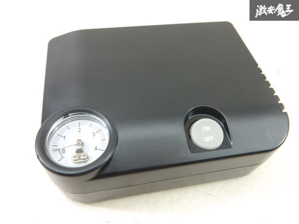 【未使用】タイヤ空気圧充填用エアコンプレッサー エアコンプレッサー 空気圧調整 パンク修理 車載工具 車載機 即納 棚27-1拍卖
