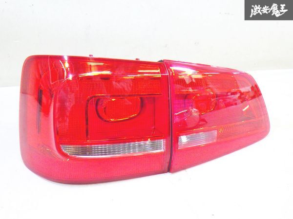 フォルクスワーゲン 純正 ゴルフトゥーラン WVGZZE テールランプ テールライト 片側 外側 内側セット 2TZ 010 469-03 即納 棚12-4拍卖