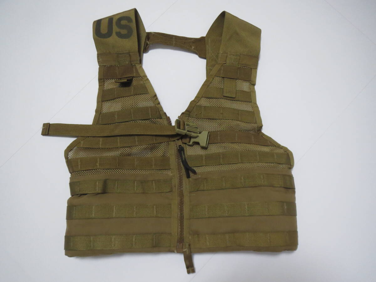 実物 アメリカ海兵隊 USMC モール ベスト MOLLE BEST FLC2 コヨーテ ブラウン イラク アフガニスタン キャンプ 登山 サバゲ 新品未使用拍卖