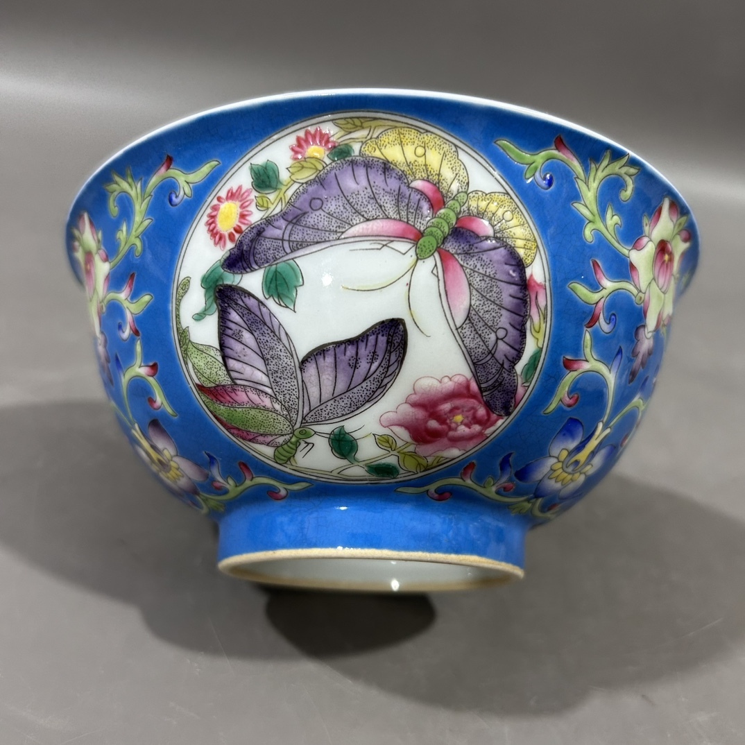 MA108■清康熙御制銘 琺瑯彩開窓蝶紋碗 時代物 古玩 唐物 古陶磁器■拍卖