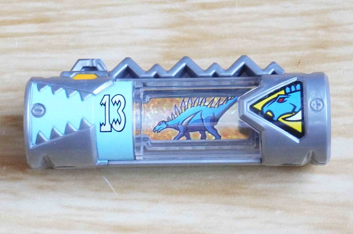 獣電池 13 ケントロスパイカー / 獣電戦隊キョウリュウジャー DXガブリボルバー対応拍卖