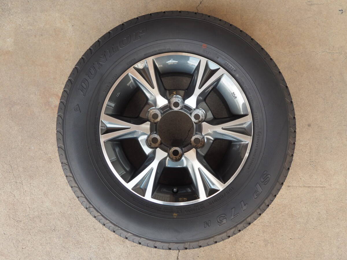 P317 送料無料 200系ハイエース純正OP 6Jx15 +35 PCD139.7 6穴 195/80R15 107/105S 1本9分山 トヨタ純正アルミホイール JWL-T拍卖