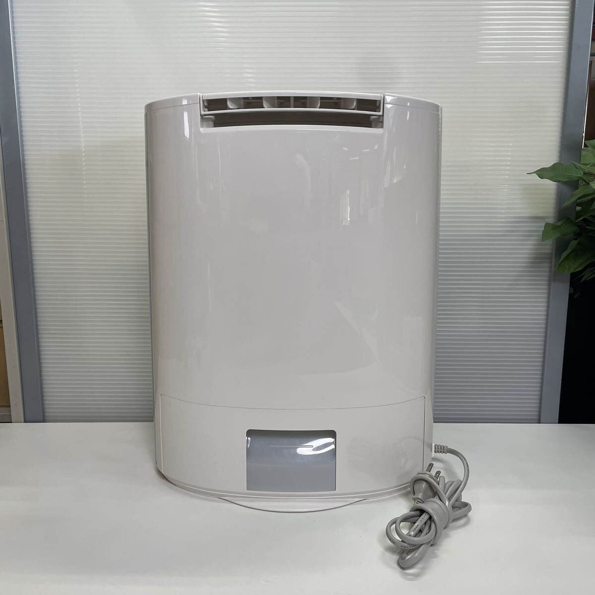 除湿乾燥機 Panasonic パナソニック F-YZF60拍卖