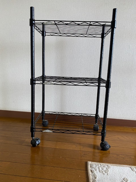 J 中古スチール棚メッシュタイプ おおよそ幅45cm 奥行き30cm 高さ70cm拍卖