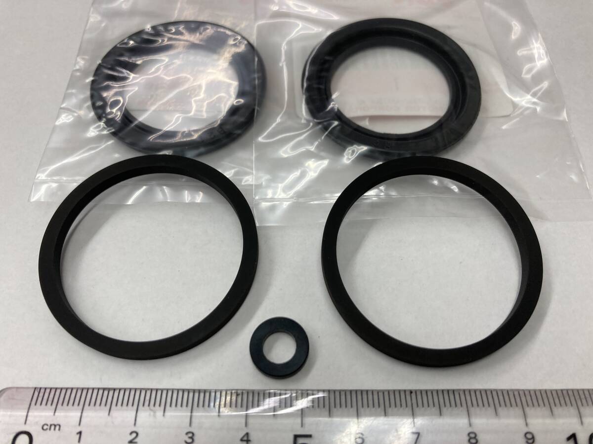 スズキ RG400Γ RG500ガンマ リアキャリパーシールセツト RG250Γ(GJ21A/B) GSX-R250(GJ72A) GF250(GJ71C) 純正部品拍卖
