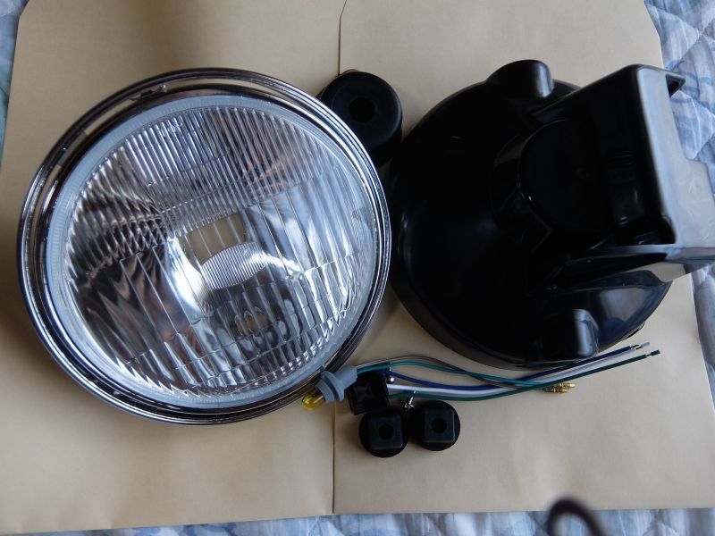 即決 RZ250 RZ350 ヘッドライト一式 純正タイプ リプロ新品 (4L3 4UO拍卖