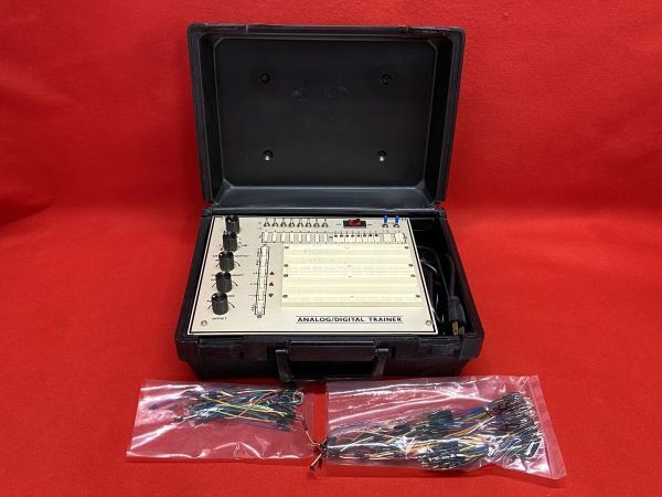 【M561】 希少 ヴィンテージ ANALOG DIGITAL TRAINER アナログ デジタル トレーナー ブレッドボード 回路基板 ケース付き b拍卖