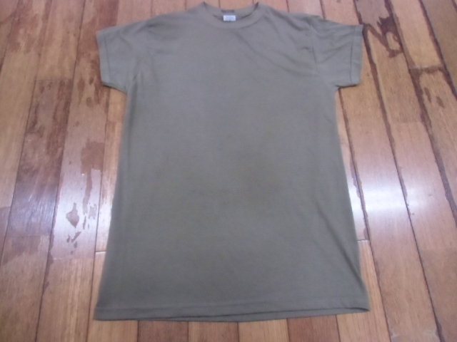 E-12 ミリタリー サバゲー コンバット トレーニングシャツ 米軍放出品 迷彩服 作業服 タクティカル アンダー Tシャツ Mサイズ拍卖