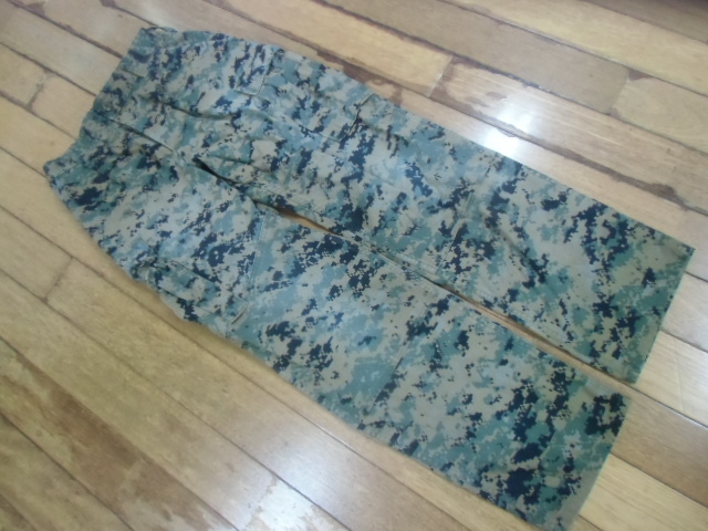 4-G ミリタリー サバゲー コンバット 米軍放出品 実物 迷彩服 作業服 USMC 防虫 カーゴパンツ パンツ ズボン カモフラ W約74〜㎝拍卖