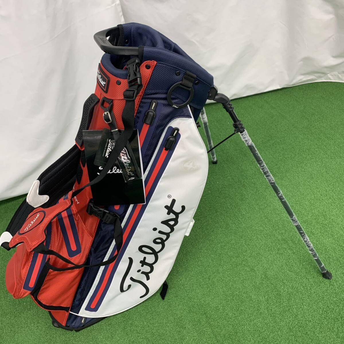 即決■訳あり キャディバッグ / タイトリスト プレイヤーズ4プラス ステイドライ スタンド TB21SX3 トリコロール 9型拍卖