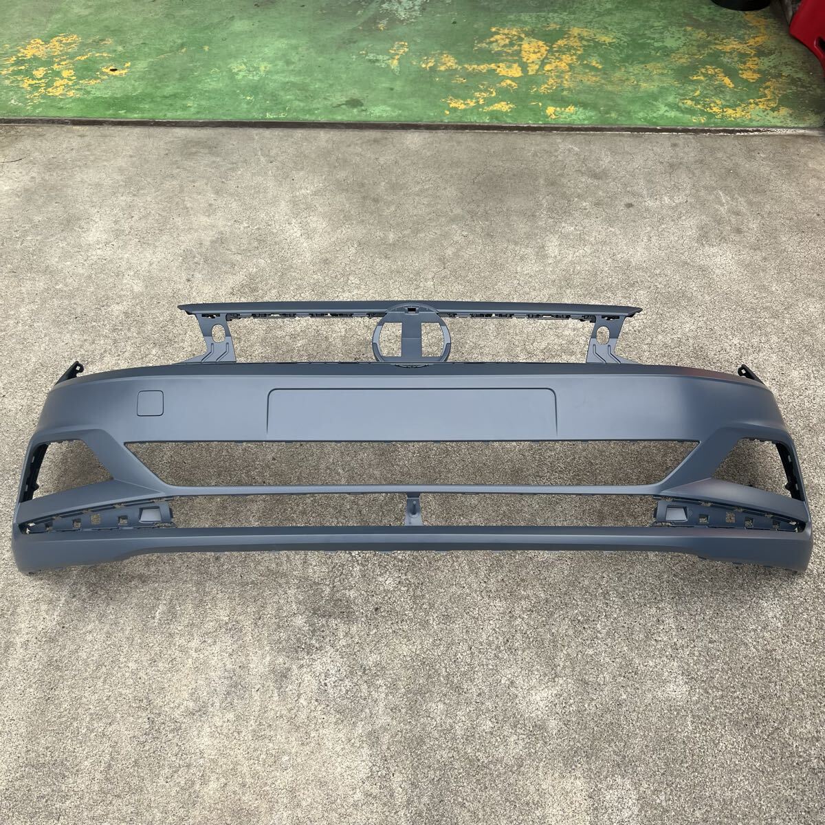 新品 未使用 未塗装 フォルクスワーゲン VW ポロ AWCHZ 純正 フロントバンパー 拍卖