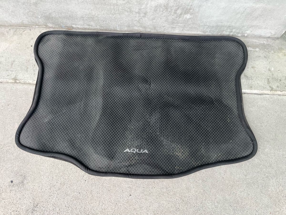 036【トヨタ:アクア】純正ラゲッジマット 中古 ※佐川急便着払い発送拍卖