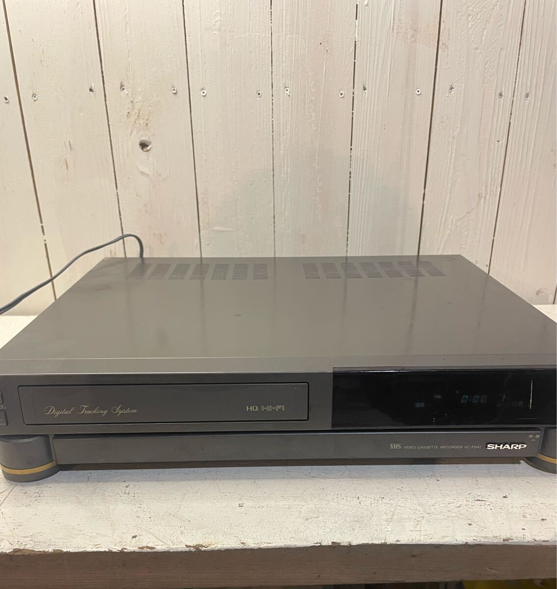S-117/SHARP シャープ VHSビデオデッキ VC-F440SHARP匿名配送拍卖