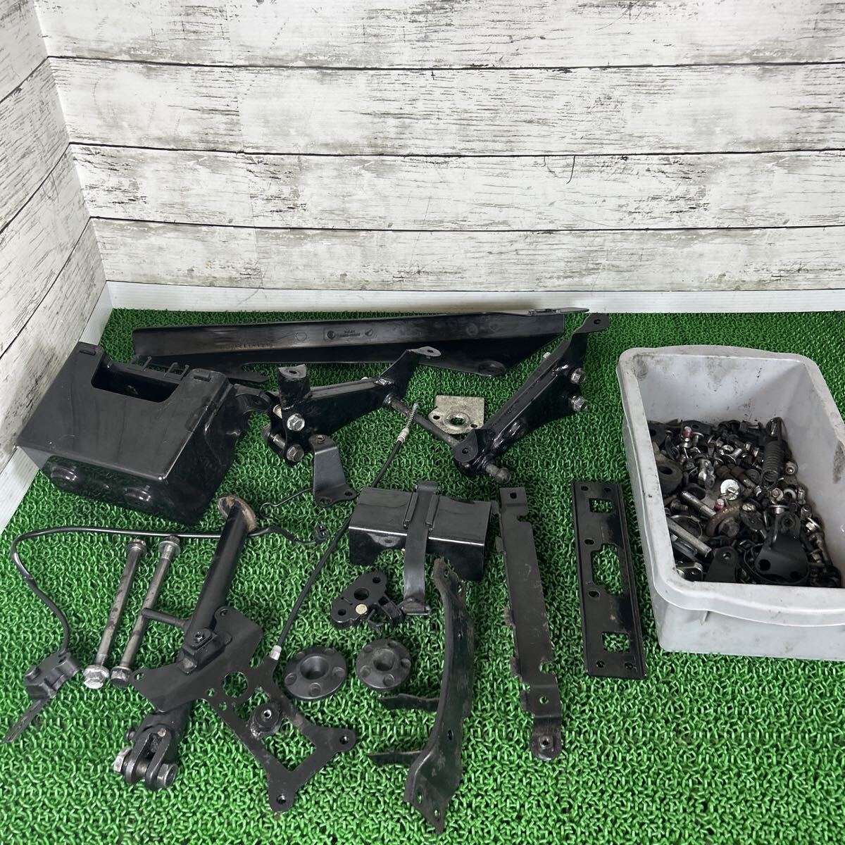 Kawasaki ニンジャ250R ネジ ボルト 部品セット拍卖