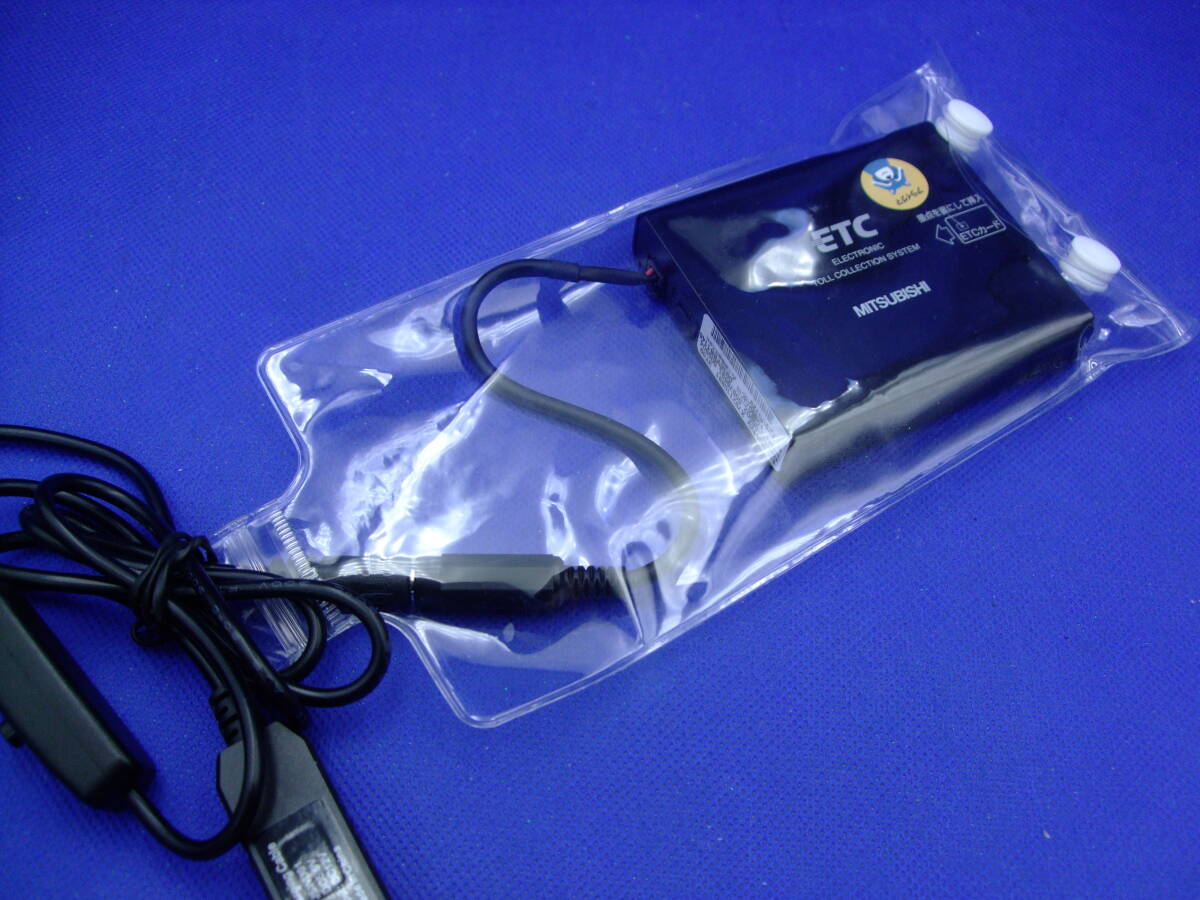 バイクでも ハンドグリップケース ETC一体式 ゲート開閉確認済み 防水スマホケース 軽登録 USBスイッチ配線付拍卖