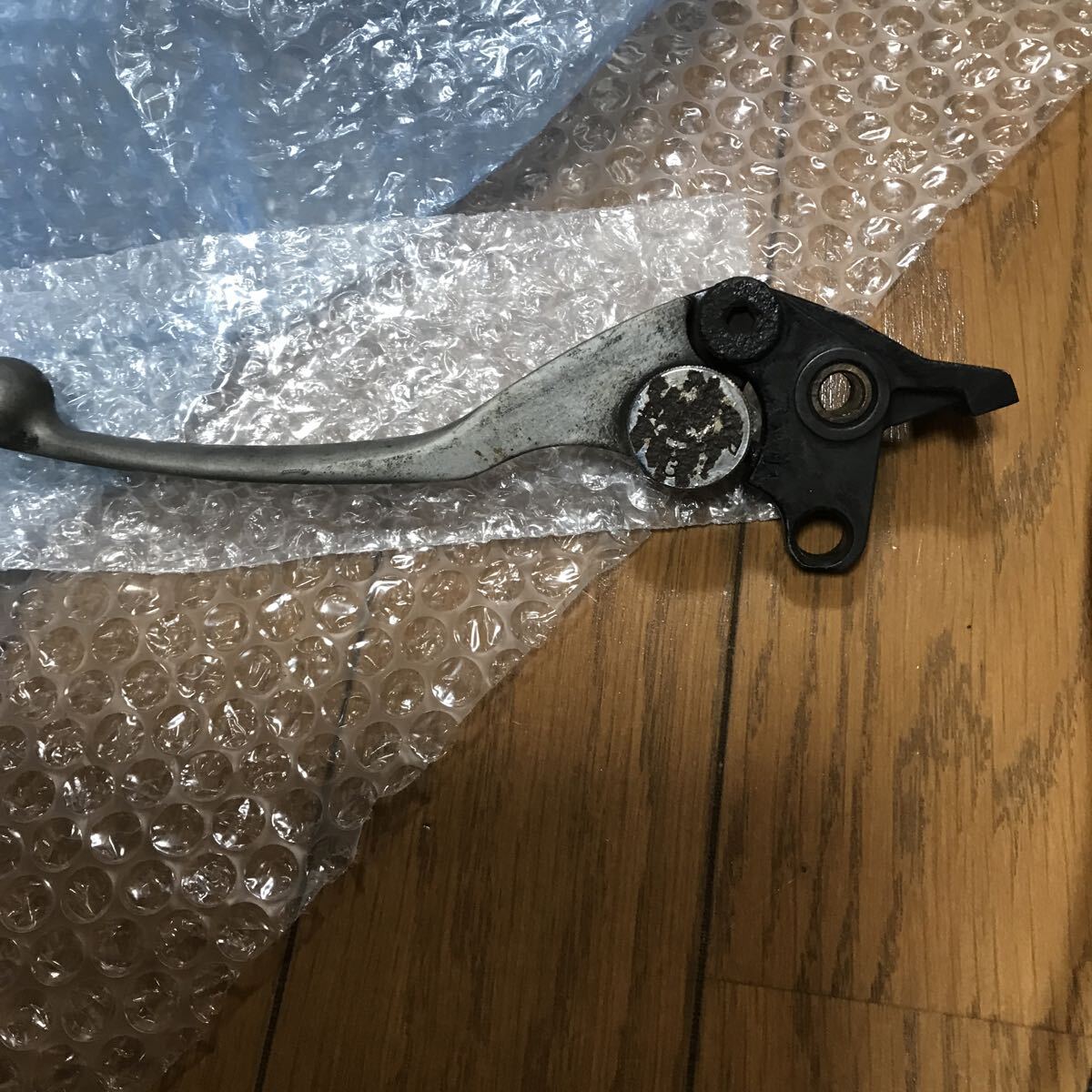 ゼファー1100 クラッチレバー 中古保管品です。 R拍卖