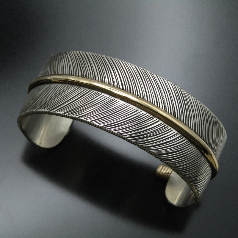 美品 Harvey Mace ナバホ族 バングル フェザー シルバー 12KGP ブレスレット ワイド BlueSunshineTrading別注 80007152拍卖