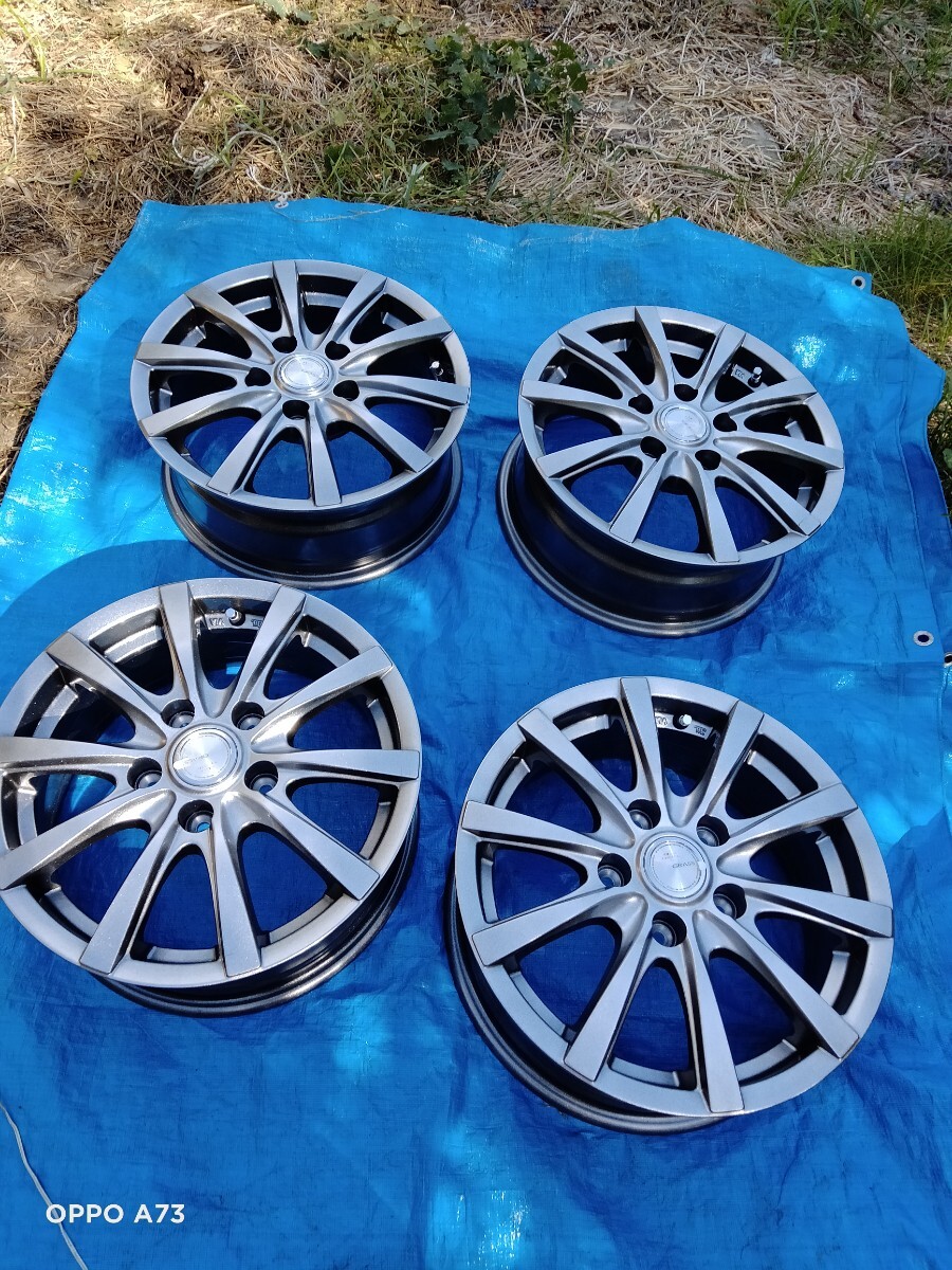 アルミホイール4本、グラスRX、15X6J,5H,PCD.114.3,重さ7.2キロ、シルバー、未使用、新品。拍卖