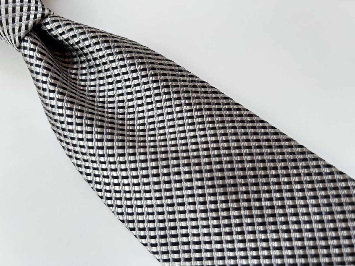 【美品】Calvin Klein ネクタイ ジャガード織り シルバー カルバン クライン 拍卖