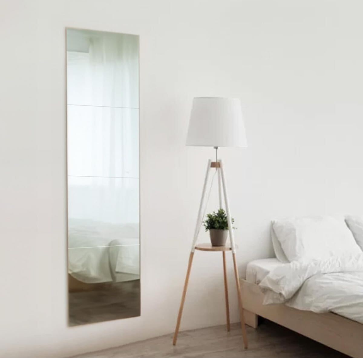 【どこでも貼れる割れない鏡】ドアの裏やクローゼットにも 鏡 全身鏡 姿見鏡 壁掛け ミラー 壁掛け 浴室 (30×30cm 4枚セット) 拍卖