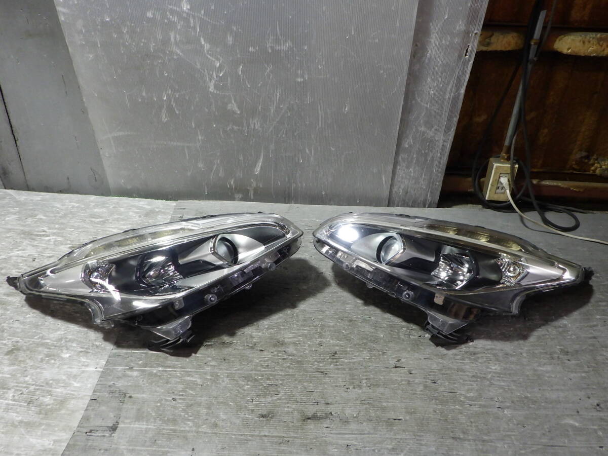 売り切り ABA-A9HN01 プジョー 208 ハロゲン ヘッドライト 左右 07-09-01-813 B2-L6-5 スリーアール長野拍卖