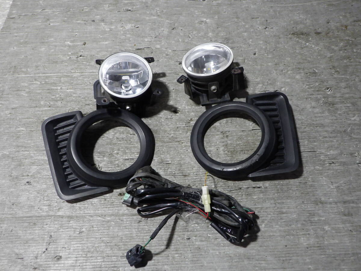 売切り EBD-TV2 サンバーバン 後期最終型 スイッチ無し ベゼル ハーネス TV1 フォグランプ 左右 07-09-12-822 B2-L21-2A スリーアール長野拍卖