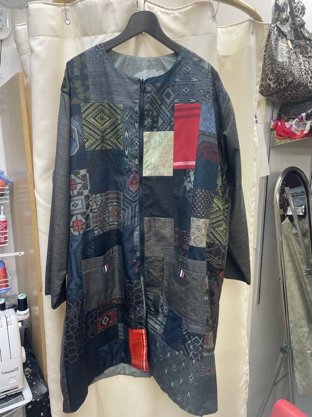 大島紬/リメイク/着物/メンズ(パッチワーク) リバーシブル (鷹・鷲)No5/コート/着流し☆サイズL~LL拍卖