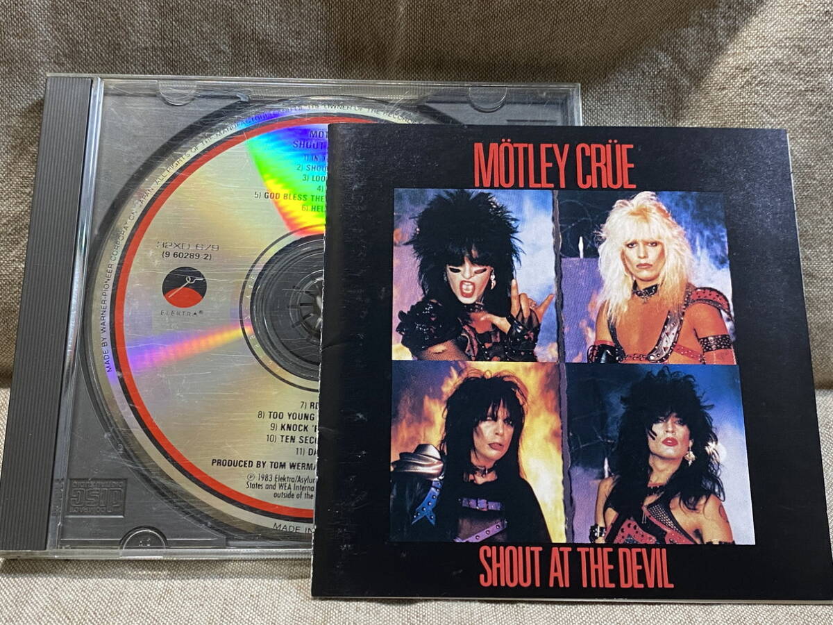 MOTLEY CRUE - SHOUT AT THE DEVIL 32XD-679 国内初版 日本盤 廃盤 レア盤拍卖