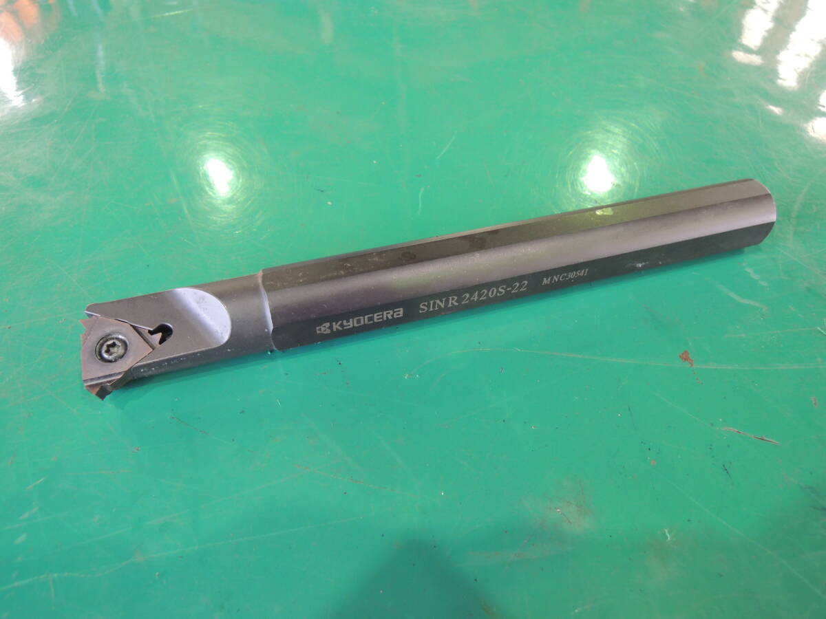 京セラ 内径ねじ切りホルダ SINR2420S-22 中古 旋盤バイト スローアウェイバイト 工具 #918拍卖