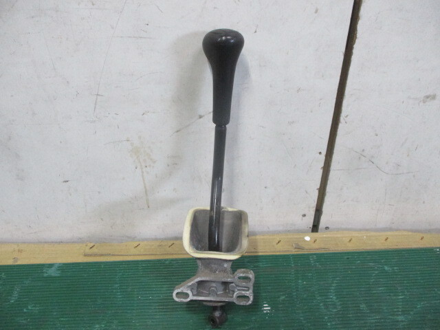 アルファロメオ75 T.SPARK E-162B40 シフトレバー シフトノブ拍卖