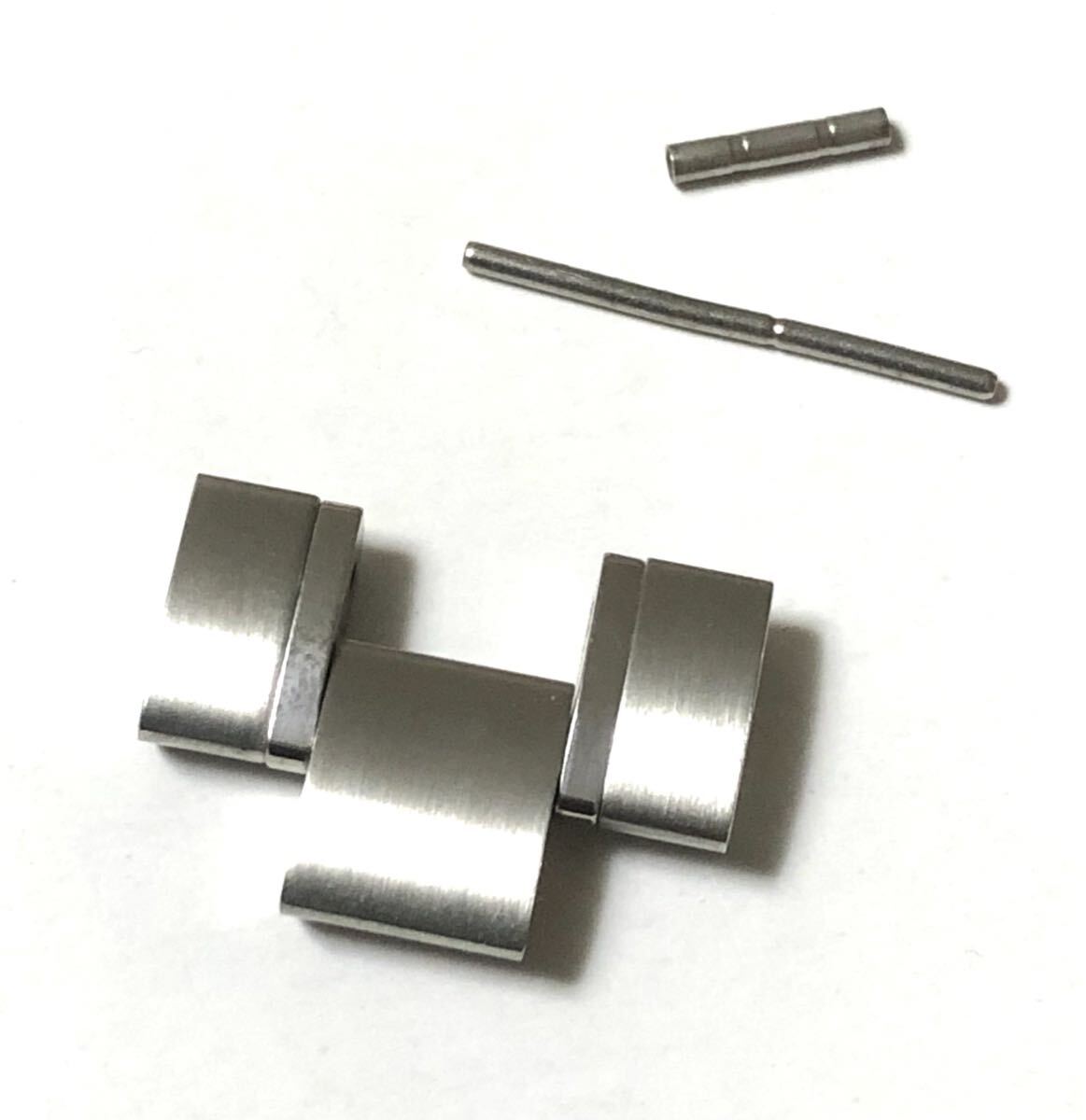 美品 タグホイヤー 純正 コマ カレラ 18mm 駒 TAG Heuer タグ・ホイヤー 腕時計用 パーツ SS ステンレス拍卖