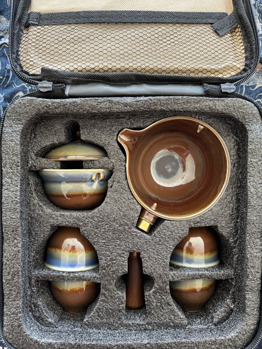 ★新品未使用★中国茶器セット 携帯用箱入り 急須1・湯呑茶杯4(直径約6cm)・竹製すのこ1・水受けトレイ1 小健泡 藍・珈琲色拍卖