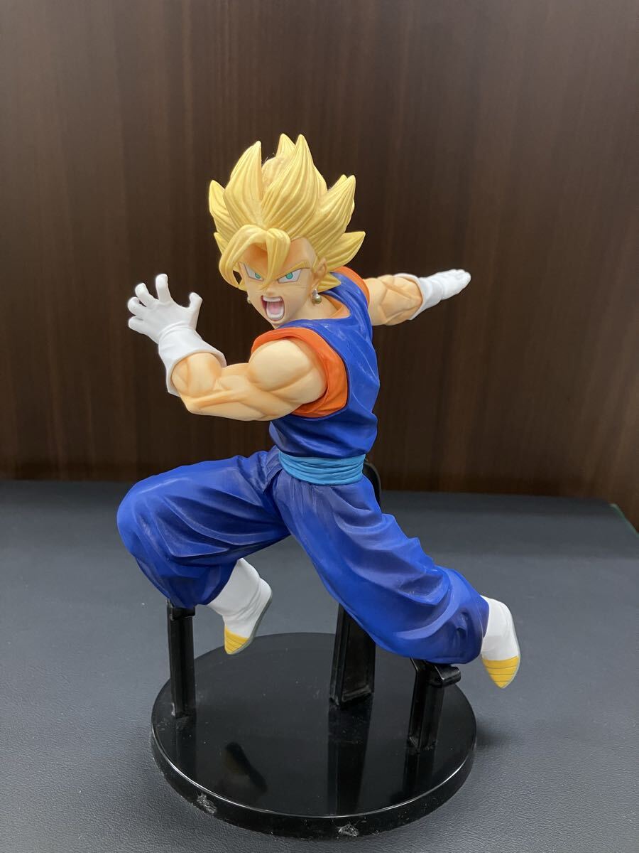 j9e84-3 ドラゴンボールZ 超サイヤ人 ベジット  フィギュア 一番くじ拍卖