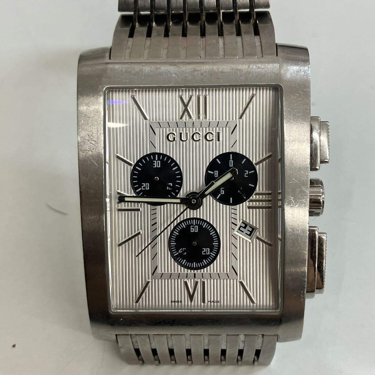 GUCCI グッチ 腕時計 クォーツ クロノグラフ スクエア シルバーカラー デイト 8600M chrono 14079663 現在不動【8494】拍卖