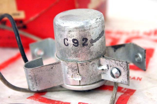 ホンダC92当時物未使用ウインカーリレー 検CB92ベンスパCB125CB93CB95C72CS72CS92CB160C70C71CD125CB72CL72CS125CS71ヤマハスズキカワサキ拍卖