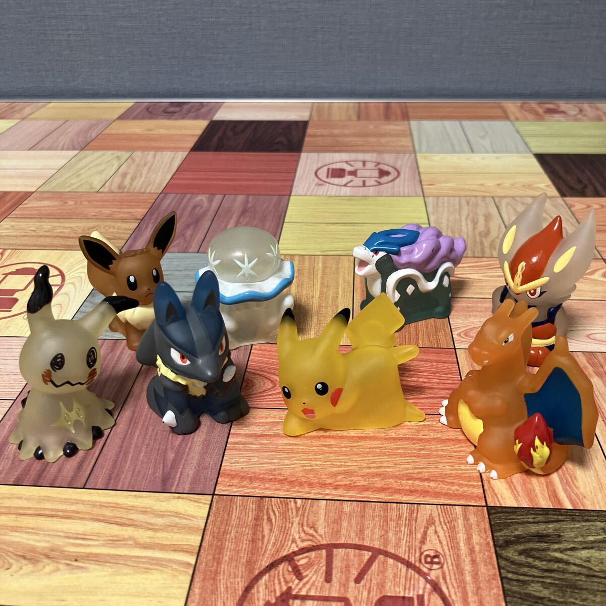 レア ポケモン クリア指人形 ウツロイド リザードン ミミッキュ ピカチュウ ルカリオ イーブイ スイクン エースバーン8体セット拍卖
