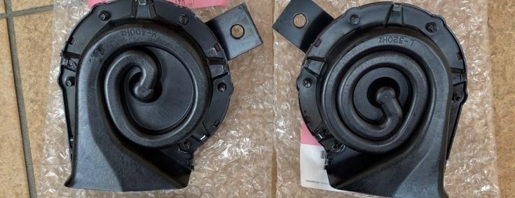 【新品】日産純正 Y31シーマホーン 180SX HI LOセット セドリック グロリア スカイライン拍卖