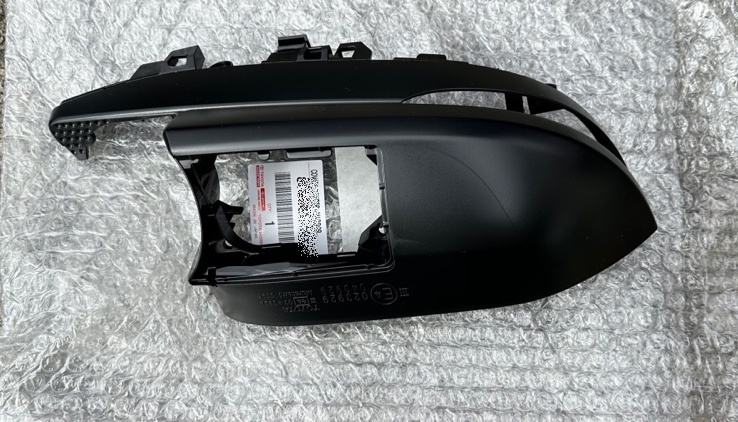 ●新品 未使用●トヨタ純正 TOYOTA ハリアー80 補助ミラー 除去 耳たぶミラー パノラミックビューモニター用 ロアカバー拍卖