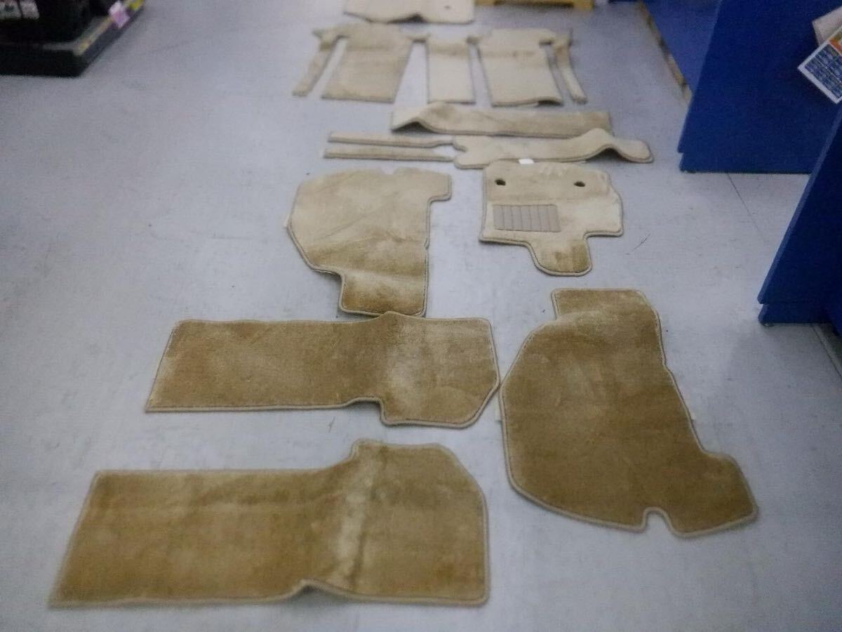 定価53350円?アルティジャーノ C2000?未使用!ベージュ フロアマット アルファード 30系 7人乗り 大型コンソール ヴェルファイア拍卖