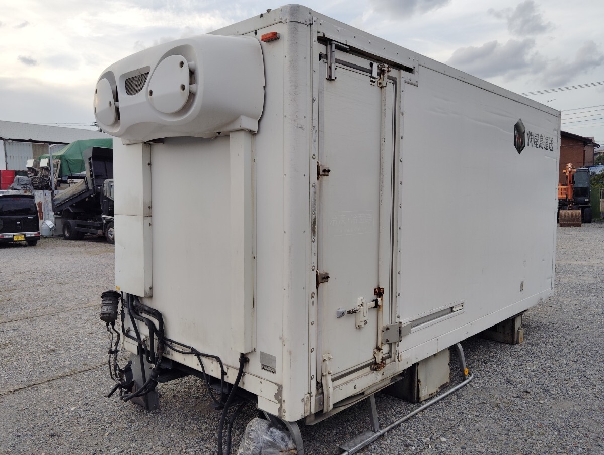 保冷車 冷凍車 サイドドア バイクガレージ アルミコンテナ 倉庫 箱 作業場 物置 資材倉庫 荷台 コンテナ 物入 自転車置場 野菜入れ拍卖
