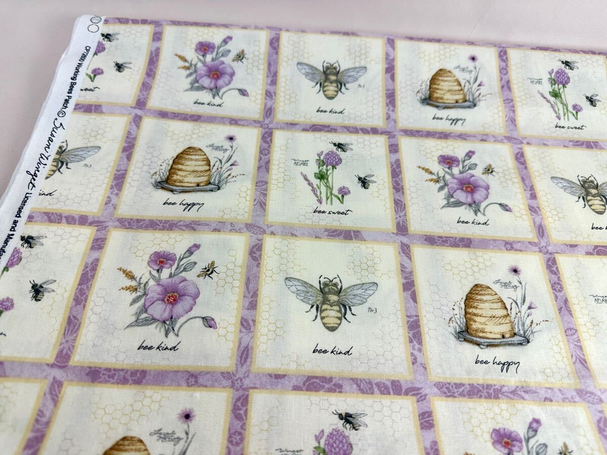 USAシーチング綿生地幅110cm×50cm.格.ハチと花拍卖