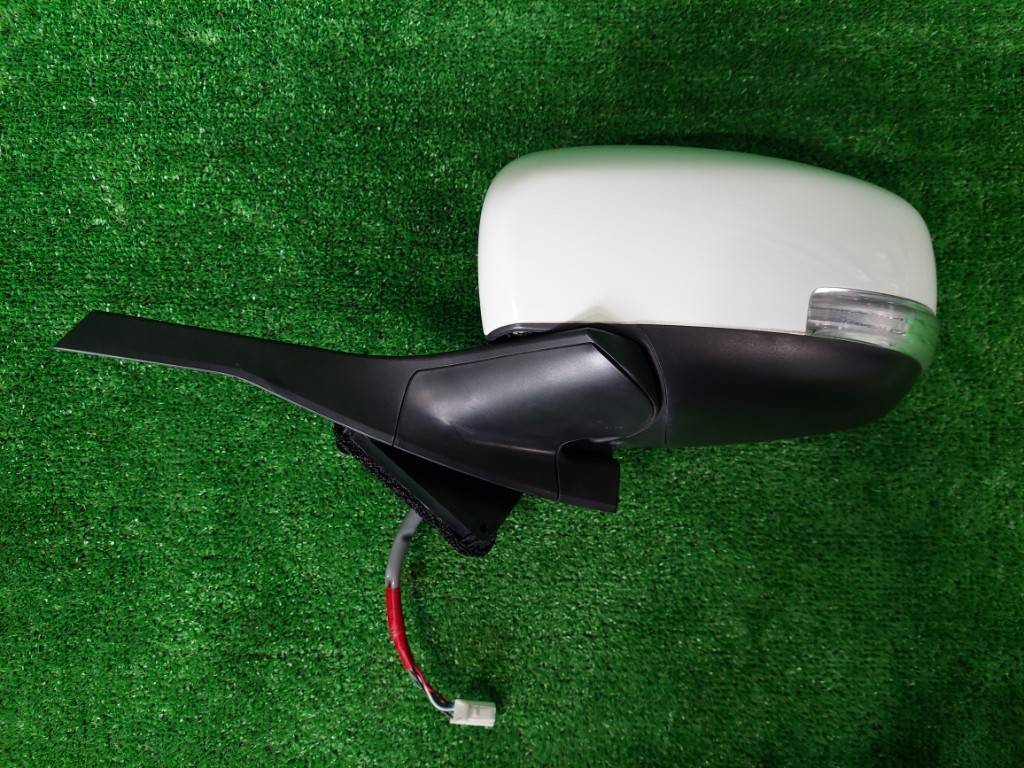 スズキハスラー DAA-MR41S ドアミラー助手席(動作確認済)車体カラーNO:B3G 8ピン 初年度登録:平成28年拍卖