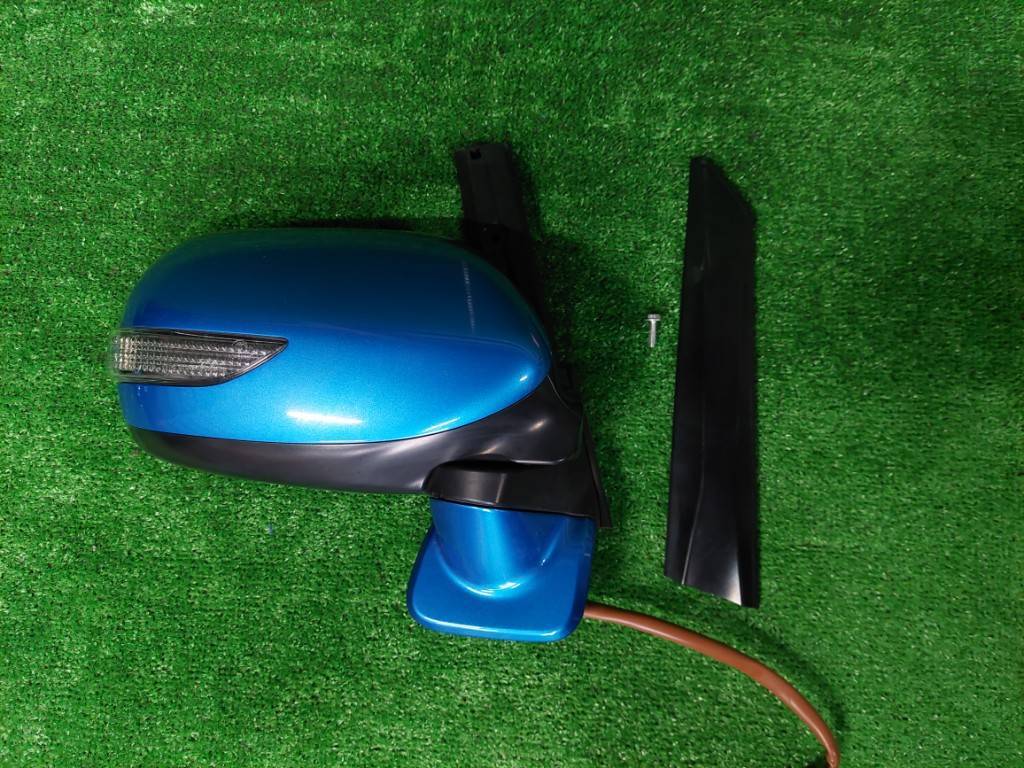 スバルステラカスタムRS ABA-RN1、RN2 ドアミラー運転席(動作確認済)カラーNO:02C 初年度登録:平成22年拍卖