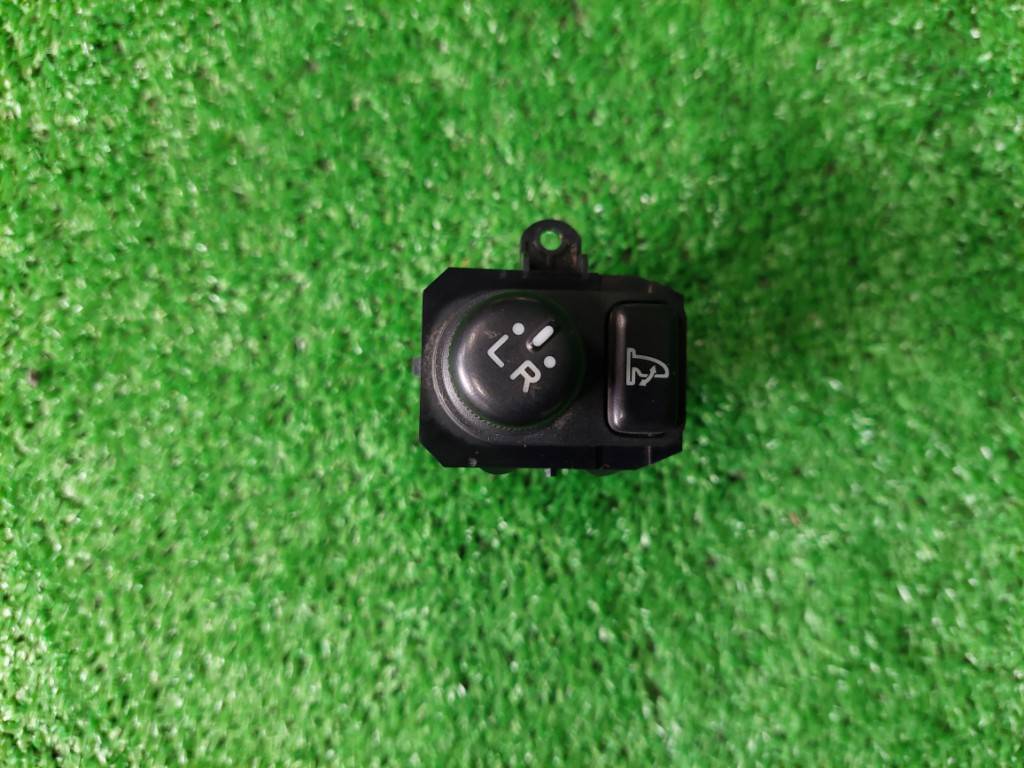 ダイハツタントカスタム① CBA-L385S ミラースイッチ(動作確認済)初年度登録:平成20年拍卖