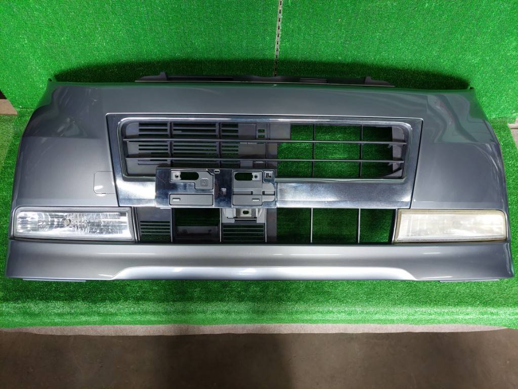 ダイハツタントカスタム① CBA-L385S フロントバンパー 52119-B2640 カラーNO:S35 初年度登録:平成20年拍卖