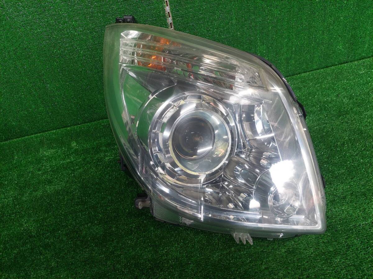 スズキパレット⑥ DBA-MK21S キセノンヘッドライト右 KoiTo 100-59175 初年度登録:平成20年拍卖