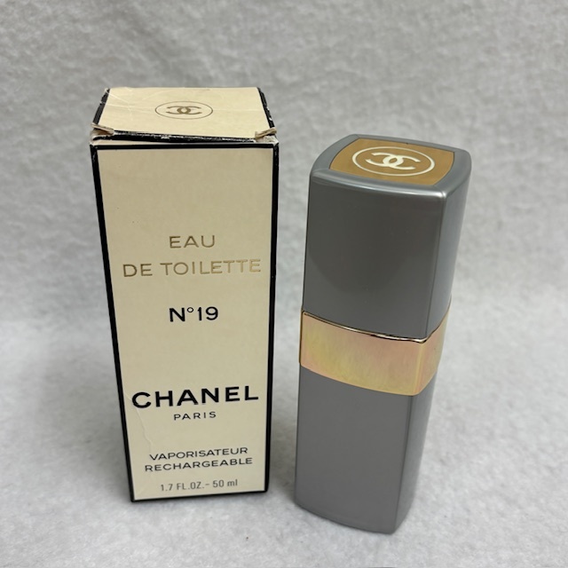 CHANEL シャネル N°19 オードトワレ 50ml ーボトル ブランド香水 レディースフレグランス 9割残り以上 箱入り拍卖