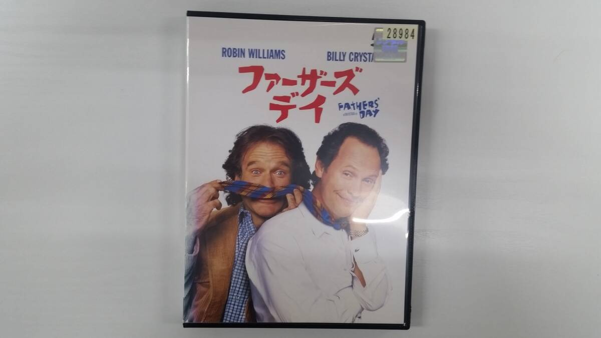 YD9554 DVD【ファーザーズデイ】☆(出演ロビン・ウィリアムズ他)☆現状渡し※ケース無し発送拍卖
