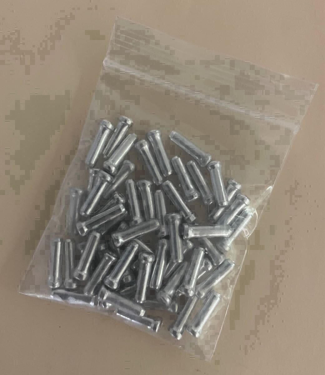 インナーワイヤー エンドキャップ50個入り シルバーカラー拍卖