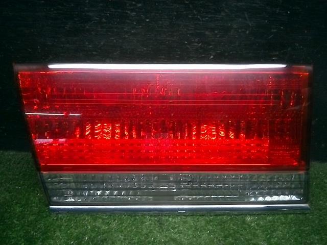 ☆ クラウンコンフォート 左フィニッシャーパネル 左リアランプ 81591-43010拍卖
